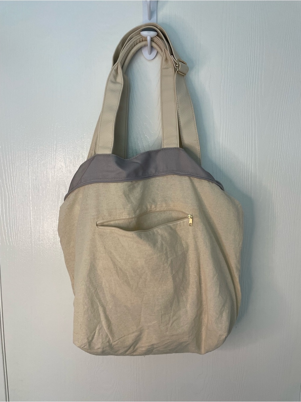 Kindred Bravely Gray Hospital & Diaper Tote Bag - Picture 10 of 11